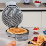 Princess 132380 Waffeleisen (1200 Watt) für 24,99€