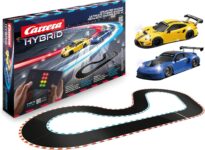 Carrera HYBRID Runway Chase mit Porsche 911 GT3 R für 95,50 Euro