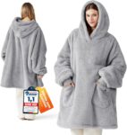 BEDSURE Hoodie-Decke mit Ärmeln (95×85 cm, Grau) für 18,99 Euro