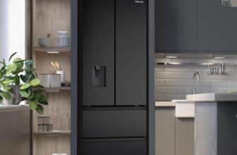 Hisense RF632N4WFE Kühl-Gefrierkombination für 773,99 Euro