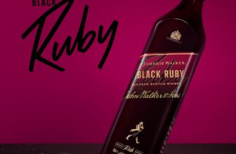 Johnnie Walker Black Ruby Blended Scotch Whisky (700 ml) für 19,99 Euro