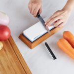 Amazon Basics Messerschärfstein (1000/6000 Körnung) für 8,84 Euro