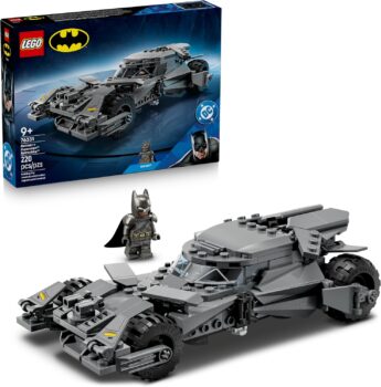 LEGO DC Batman vs. Superman Batmobil (76331) für 21,88 Euro