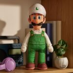Der Super Mario Galaxy Movie – Feuer-Luigi (38cm) für 19,99 Euro