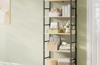 WOLTU Bücherregal mit 5 Ebenen (60 x 160 x 27,5 cm) für 41,99 Euro