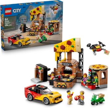 LEGO City Pizza-Liefererlebnis mit Fahrzeugen (60496) für 27,99 Euro