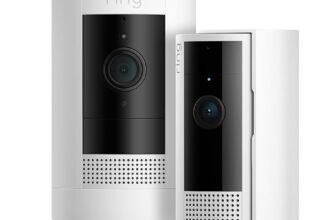 Ring Außenkamera-Akku-Bundle mit Stick Up Cam und Ring Innenkamera für 34,99 Euro