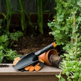 Fiskars Blumenkelle (29cm) für 4,99€