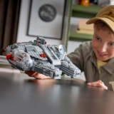 LEGO Star Wars SMART Play: Millennium Falke (75426) für 59,99 Euro