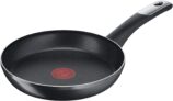 Tefal C38806 Hard Titanium Essential Bratpfanne (28 cm) für 15,99 Euro